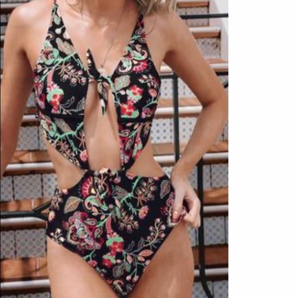 Cupshe Other - CupShe One-Piece Black/ Multicolor Swimsuit